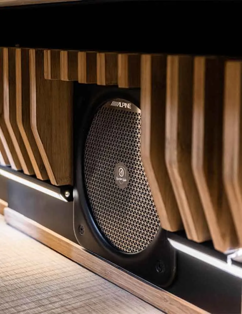 Subwoofer kabinowy Alpine SWC-D84L | 8" | Adventure Audio