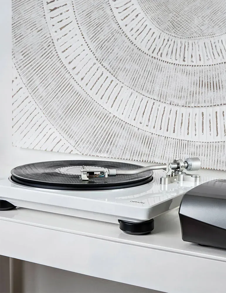 Denon DP-400 | Automatyczny gramofon analogowy | Solidna podstawa