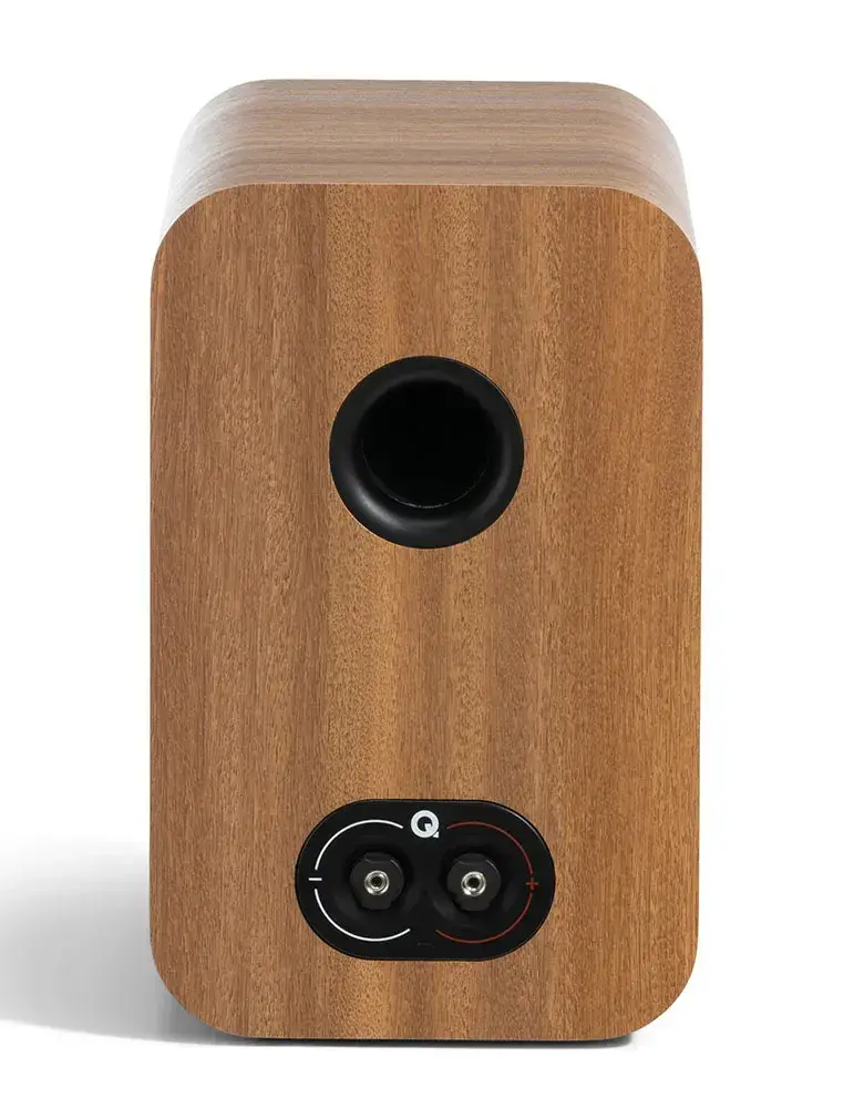 Q Acoustics 3030c | Mocne basy w kompaktowej formie