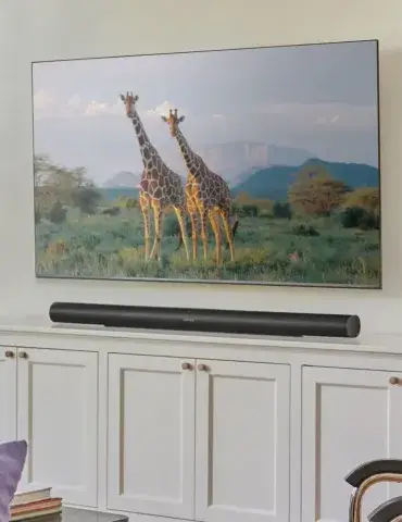 Sonos Arc Ultra – Soundbar Dolby Atmos z Sound Motion™ i Bluetooth 2